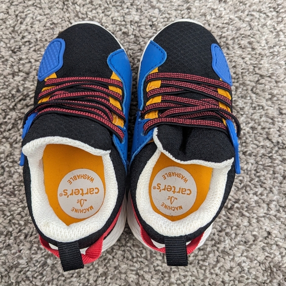 NEVER WORN Carters Toddler Size 6 shoe - Picture 3 of 6